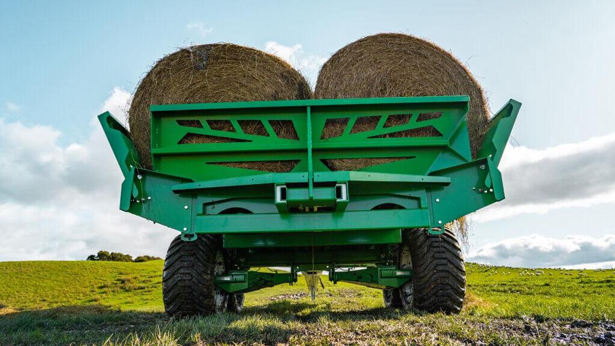 BaleXpress Multi-Bale Feeders