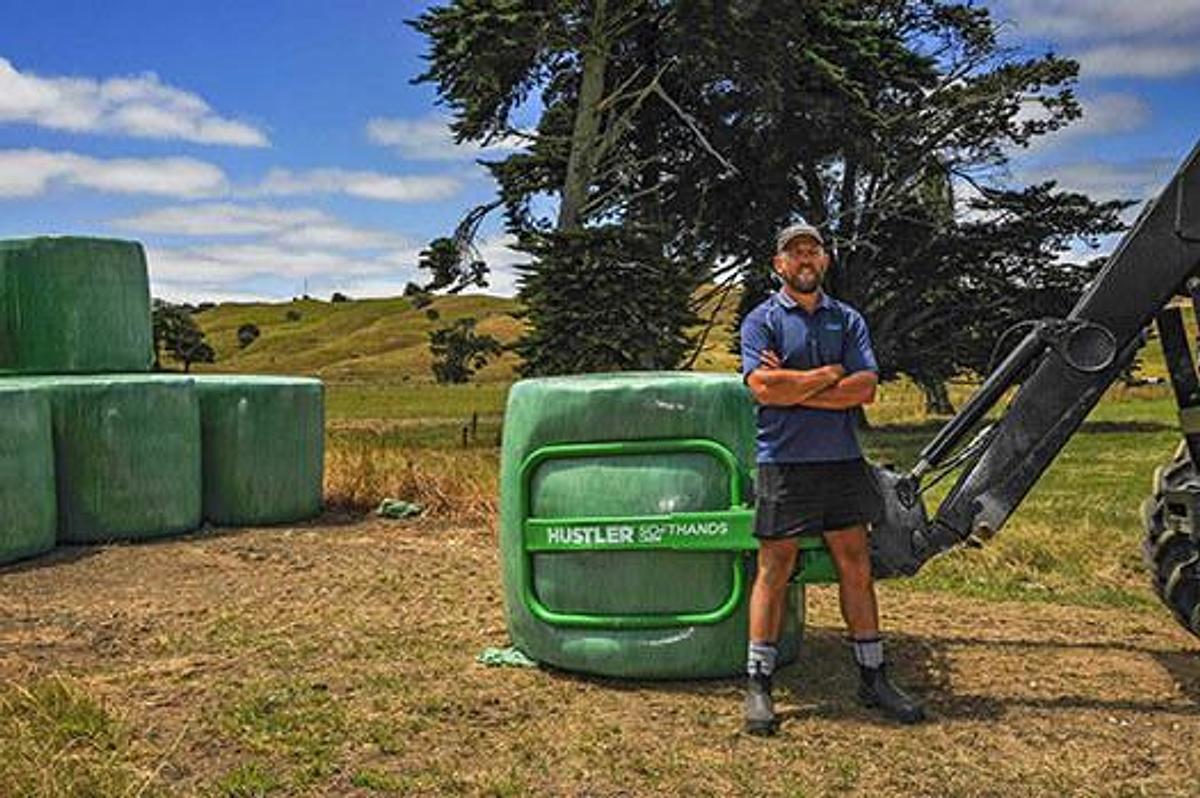 Softhands® Bale Handlers