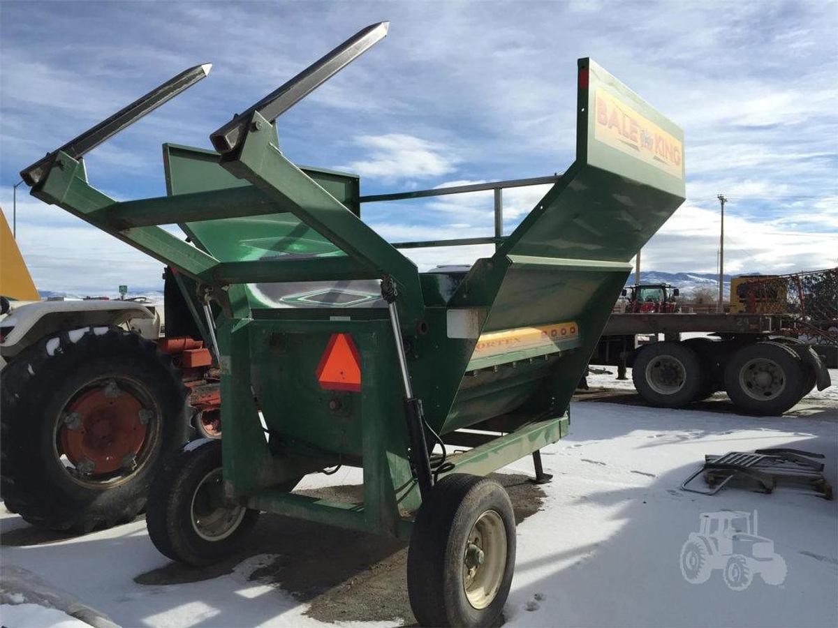 Used BALE KING VORTEX 2000