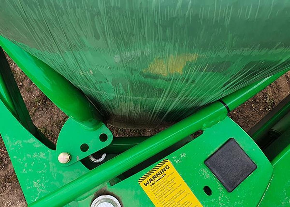 Softhands® Bale Handlers