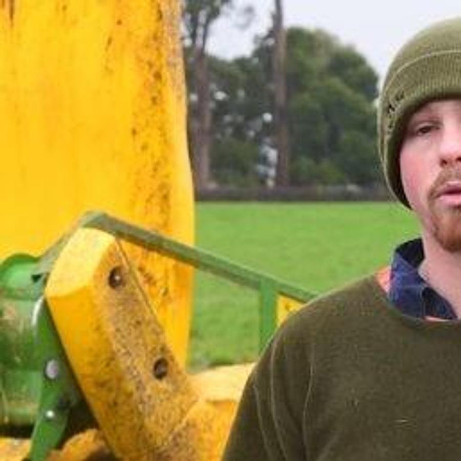 Trailed Chainless Bale Processors