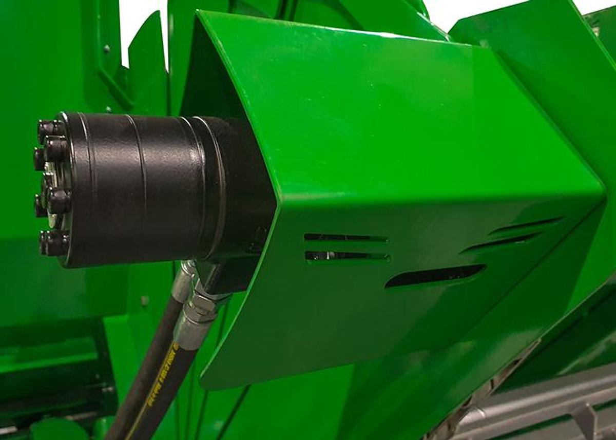 BaleXpress Multi-Bale Feeders