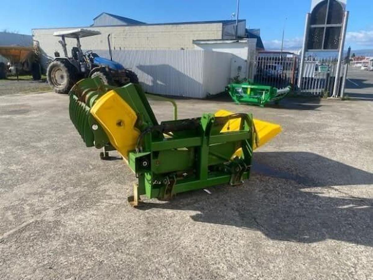 Used Hustler Chainless X2500