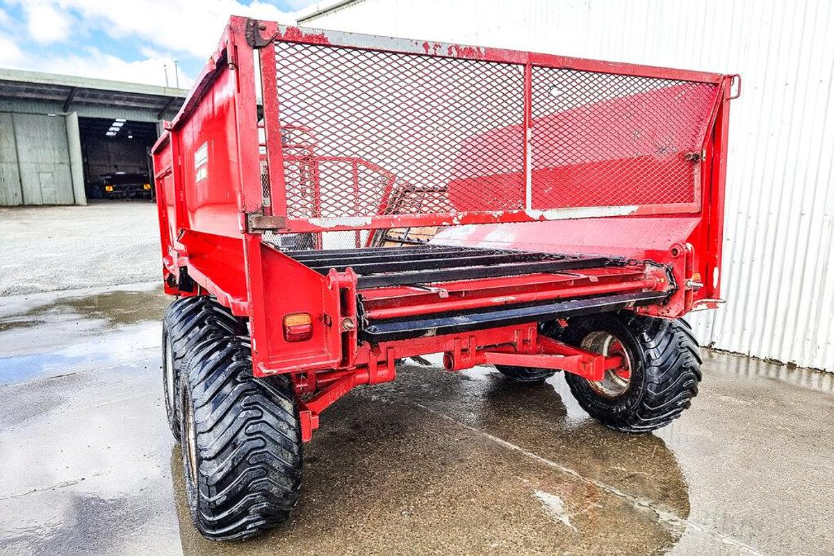 Used Robertson Super Comby Wagon MK2 c/w Scales