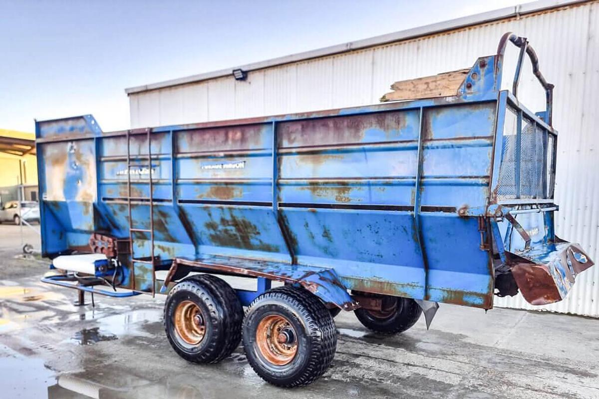 Used McIntosh 700 Silage Wagon