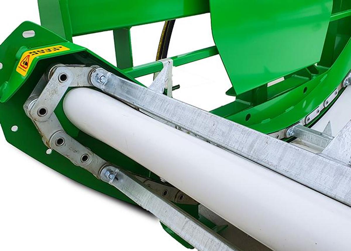 Trailed Bale Unrollers