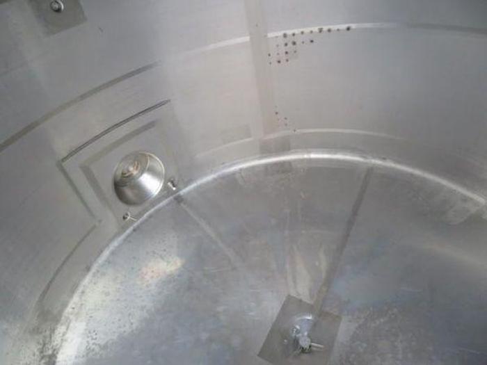 Used 10,500 Litre Stainless Steel Insulated Tank