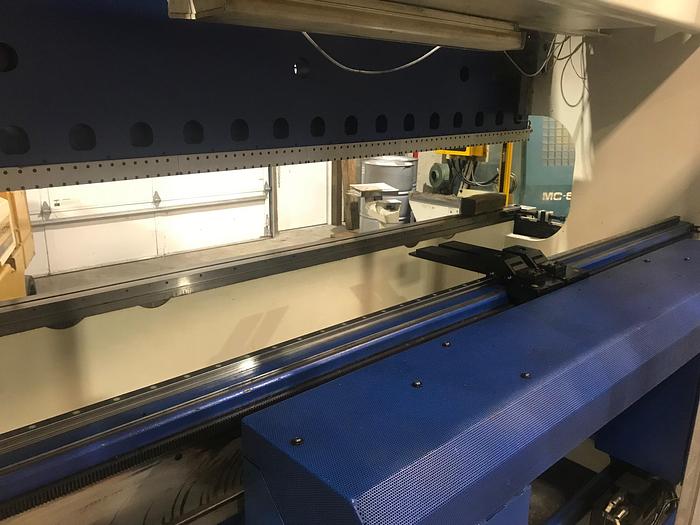 Used 1996 Trumpf Truma Bend V-130 CNC Press Brake