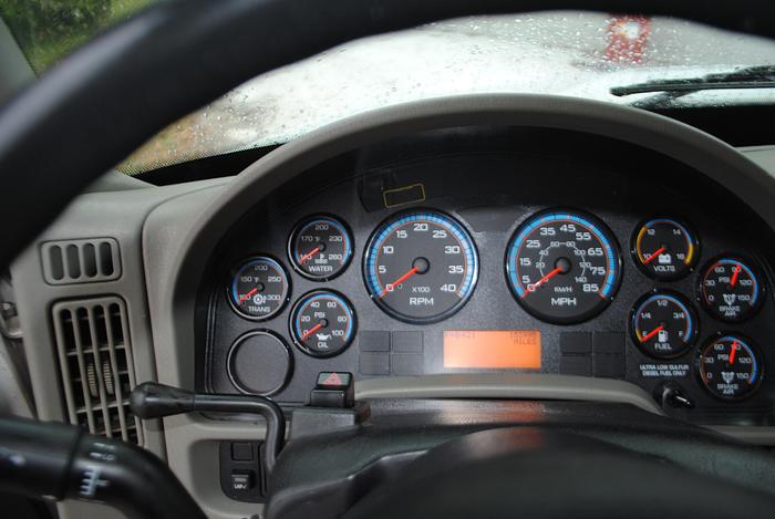 Used Altec LS63 on 2015 International 4300 SBA 4x2 Reg Cab Flatbed Truck - M37501