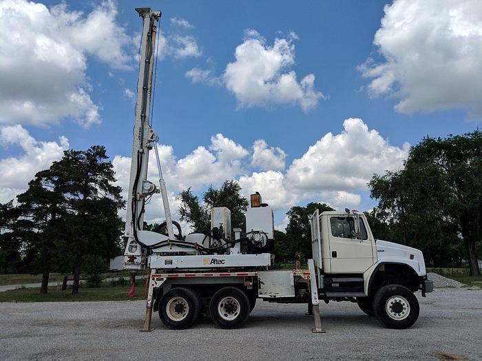 Used 2000 Freightliner FL80 Altec HD 35 Pressure Digger Drill Truck