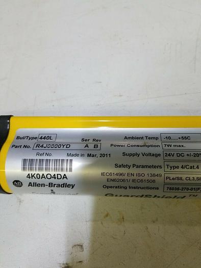 Used Allen Bradley R4J0800YD GuardShield Receiver 440L