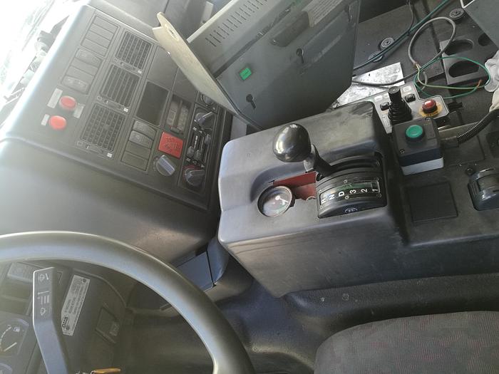 Usato Autocarro 2004 IVECO Magirus modello 240E26 - a metano (Disponibili n.2 )