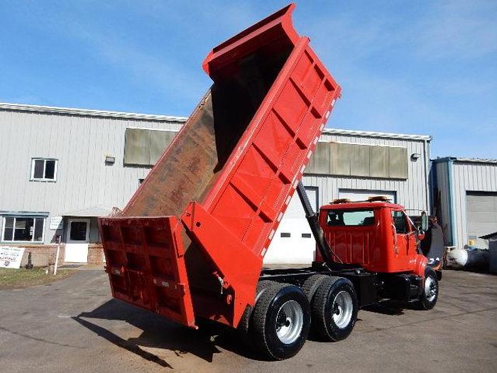 Used 2001 International 4900