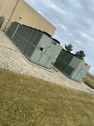 Used 2012 Trane RTAC Air cooled Chiller