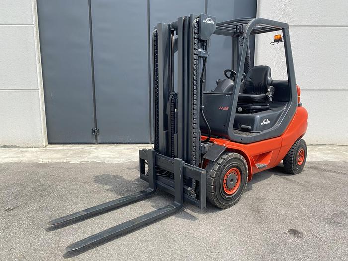 Usato 2014 LINDE H25D-05