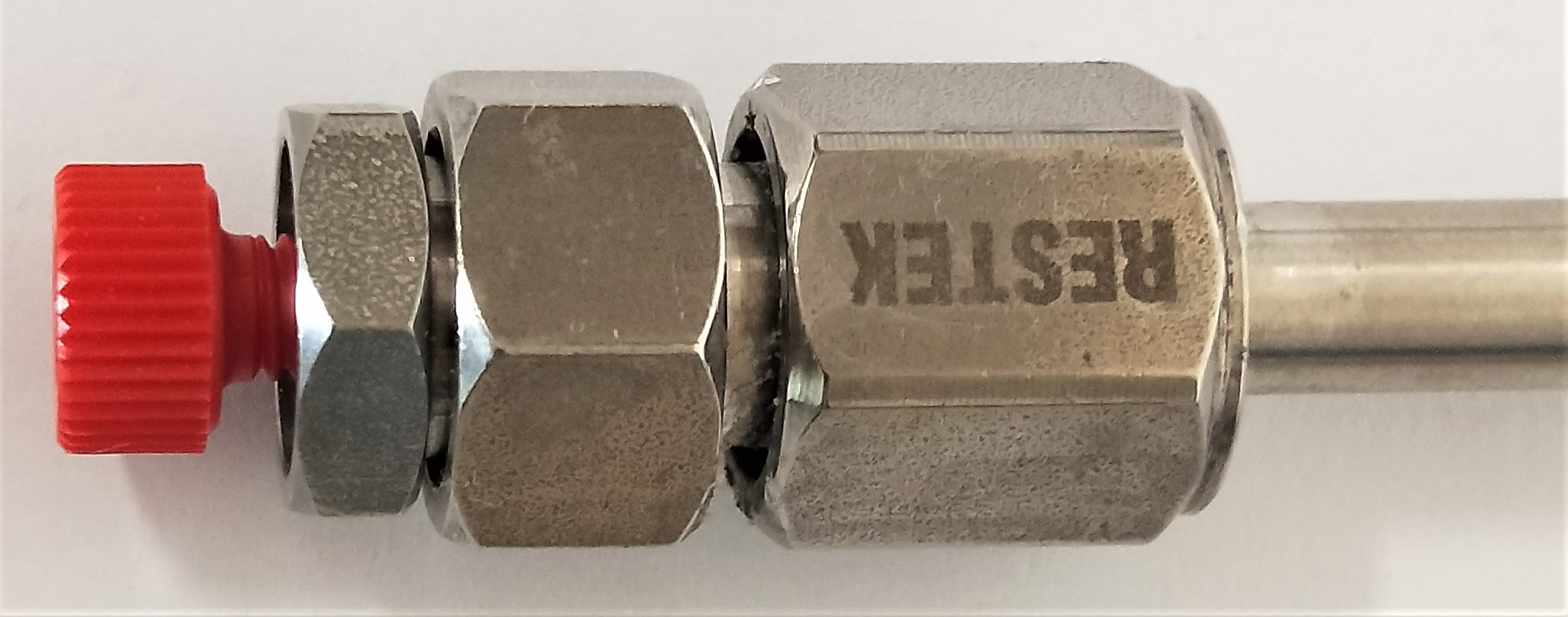 Used Restek Ultra Phenyl 9105565-700 HPLC Column - 15 cm × 4.6 mm x 5µm