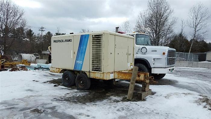 Used 1984 Ingersoll-Rand 750 cfm / 100 psi Air Compressor