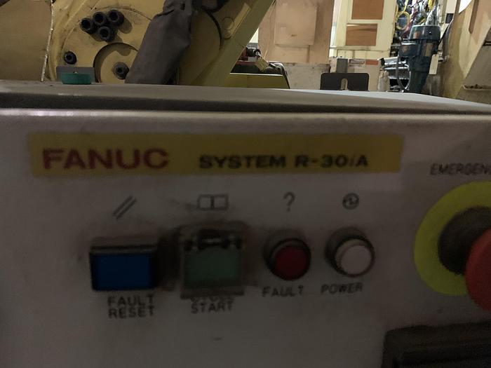 Used FANUC ARCMATE 120iB/10L 6 AXIS ROBOT 10 KG X 1885 mm HIGH REACH