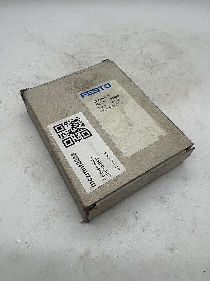 61ec674ae6b5a3db5e87ea37a7cf38c7.jpg