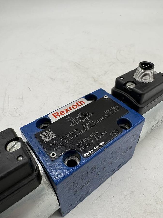 a01cb90dcb484f4578f2ebacaf23f76e.jpg