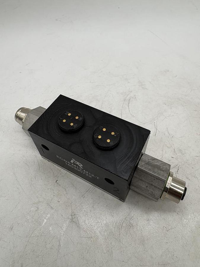 9ef5820a824500df50ecad056fe22f44.jpg