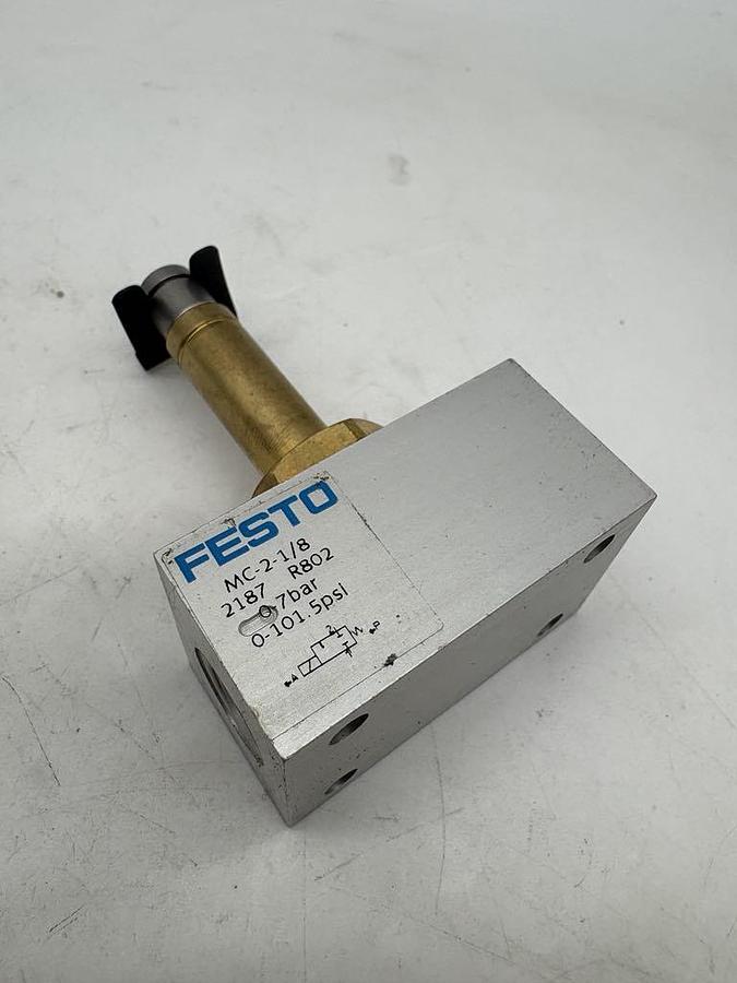 856ae232b05fef3a4e1808ba6bc01187.jpg