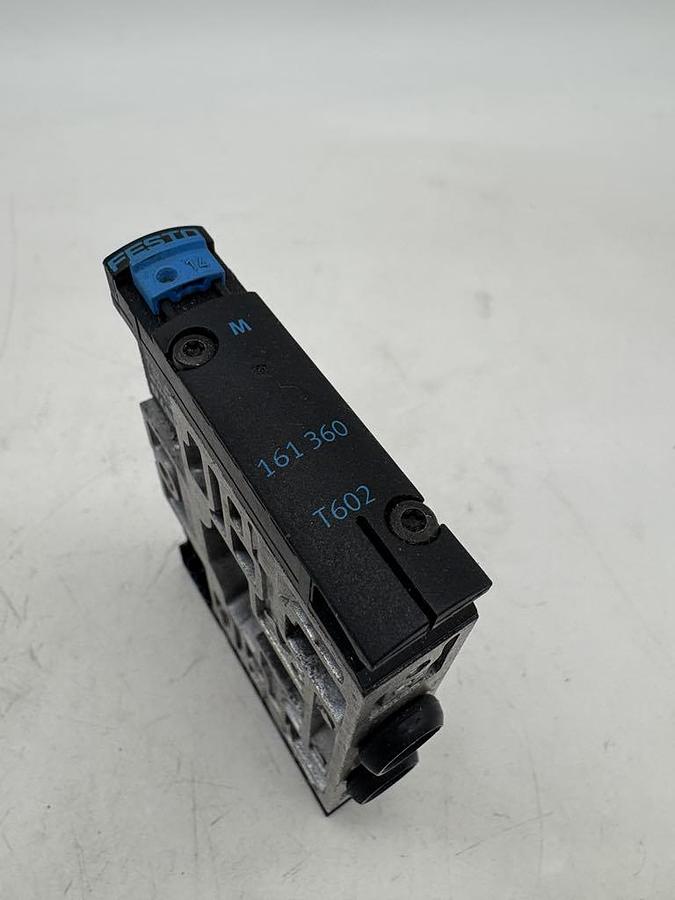 30ff3d484978c984e8ac8b282408ae85.jpg