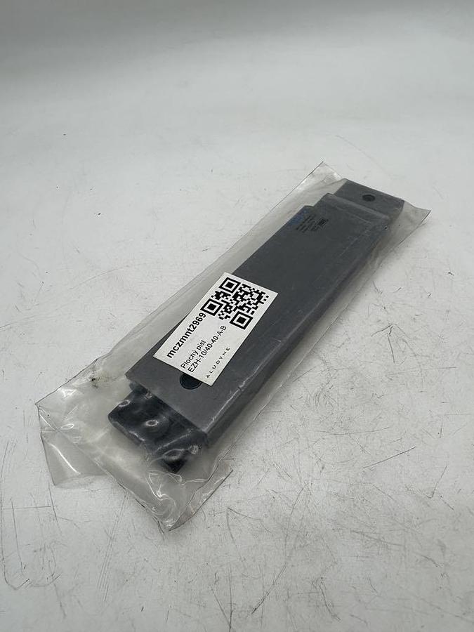 3e4fa57520e7ec9fe402bec373139ade.jpg