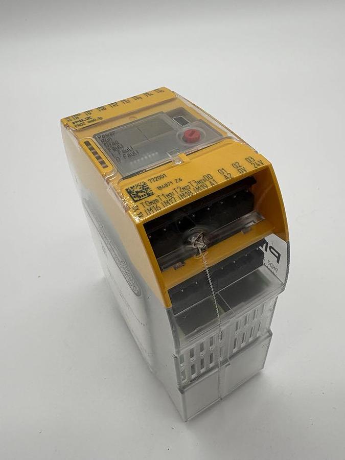 71a95bf44fcbf1ed5b895eca0091c9e9.jpg