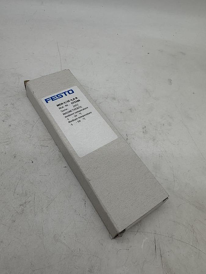 d6c939d7310a39c75a38aa25255b9e82.jpg