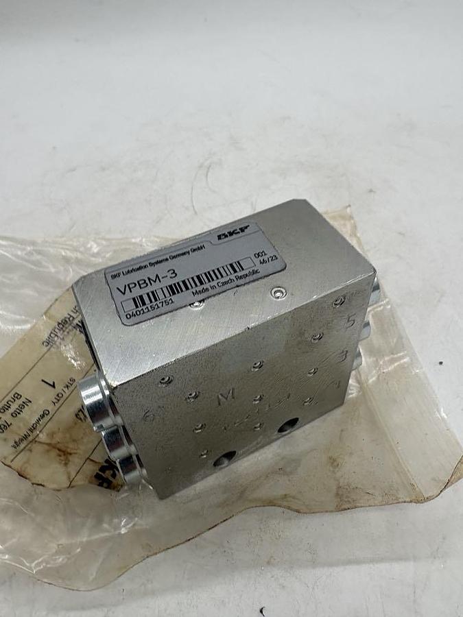 fd3a55bcbe0cd2003a86607aa65ccf75.jpg