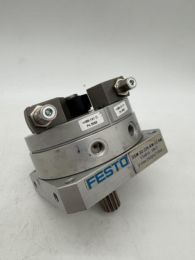 fdec8cec48ea59b6bb006bdb8b61fd8b.jpg