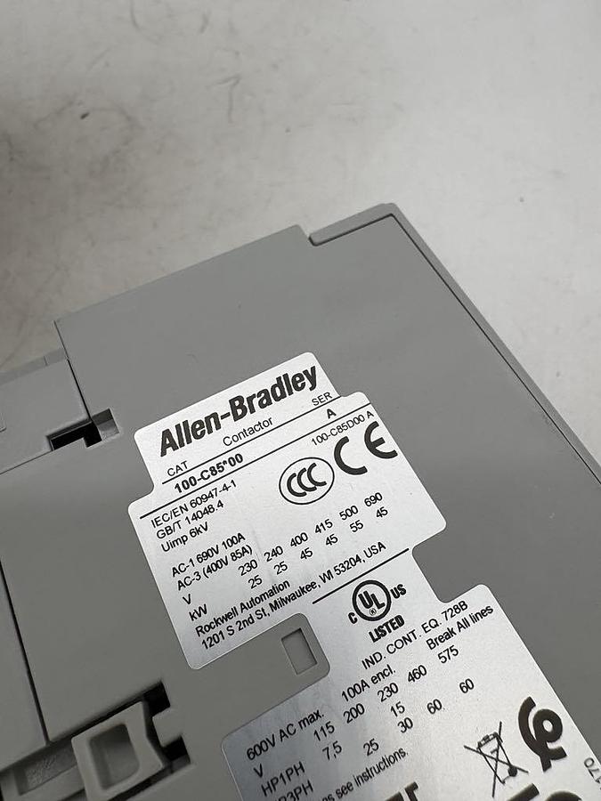 c20f5af53b20cb9520cc40edc59a20f2.jpg