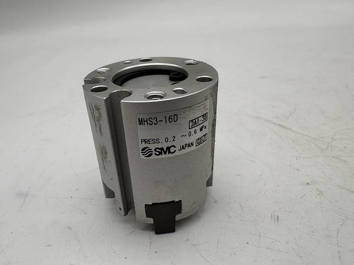 053d320cb5f4ec2af444e428ae34e1ce.jpg