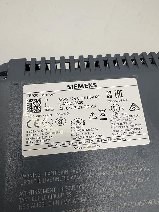 ef16bd70a5699ef3cf4b7c42def112f8.jpg