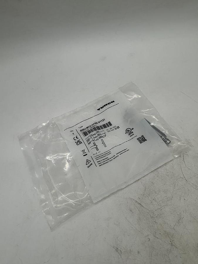 e590b4a4cb556ee672101e4f4267f937.jpg