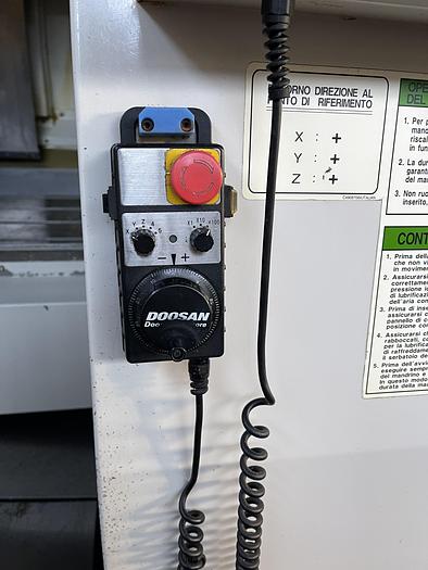 Ottime Centro di Lavoro Verticale DOOSAN MYNX SUPER NM 410