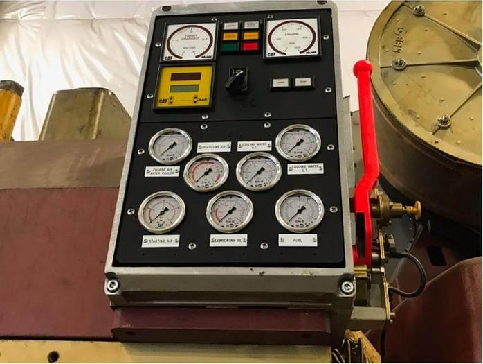 Mak 6M25C marine propulsion engine unused with spares and certificates.