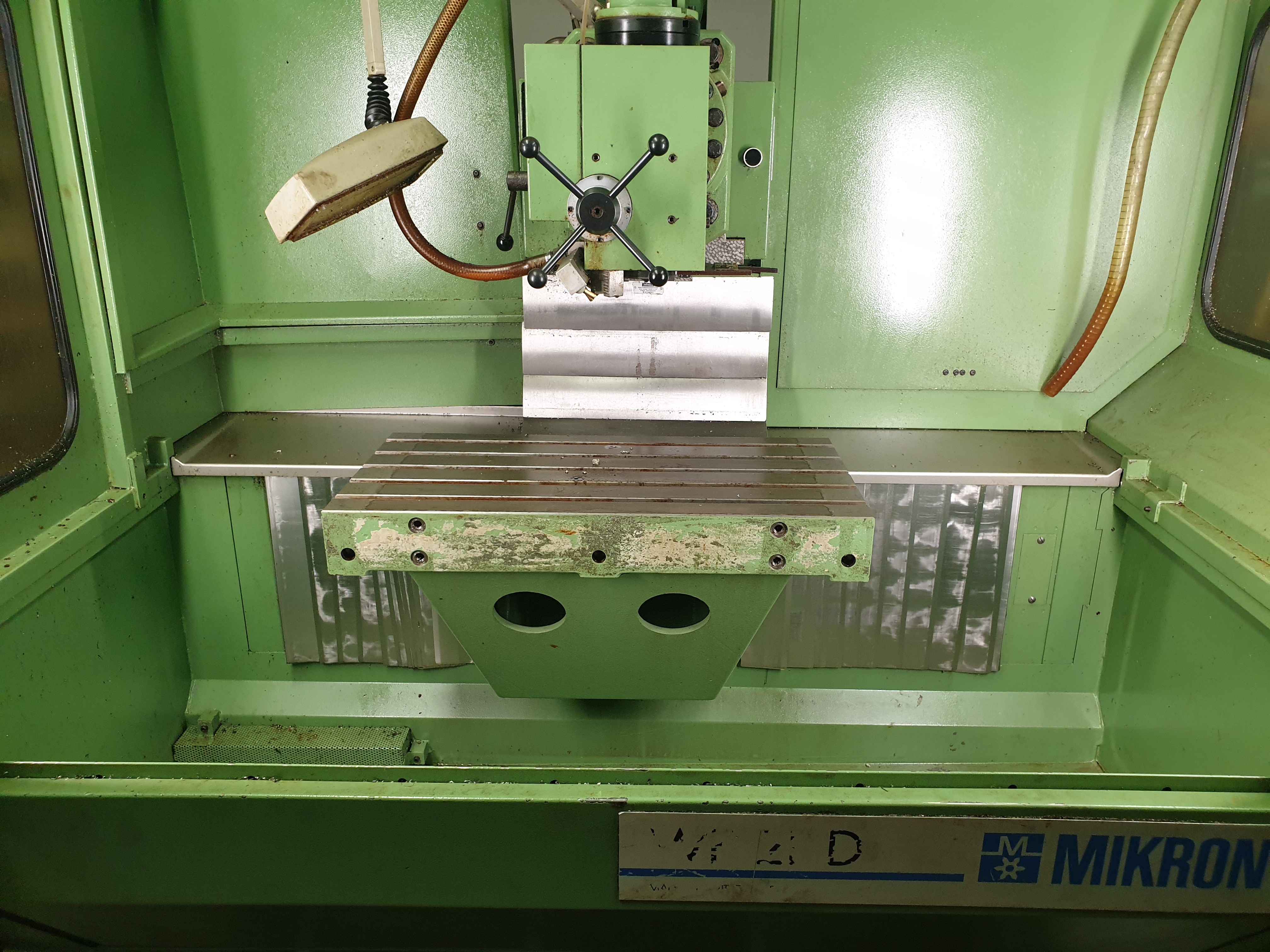 Gebruikt 1994 Mikron WF 21 D