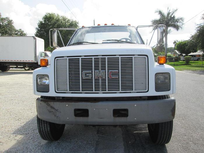 Used 2000 GMC C8500