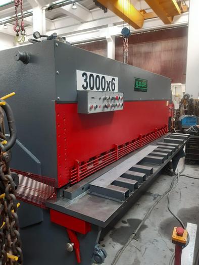 Usato CESOIA GADE IDRAULICA 3000 X 6