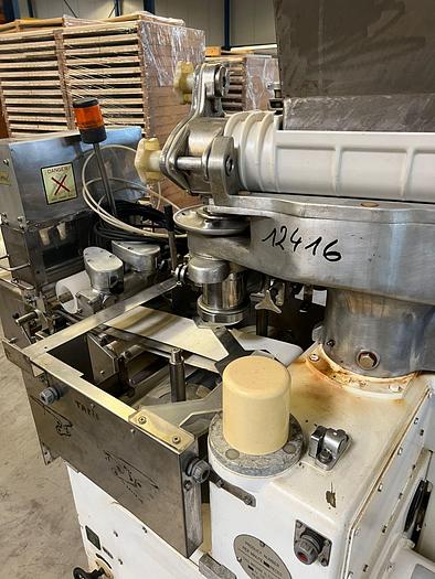 Used Extruder RHEON Type FN-208 with , YOM 1990.