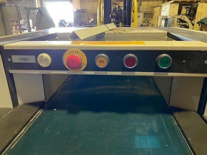 Used GBC SHREDMASTER /CONVEYOR 400