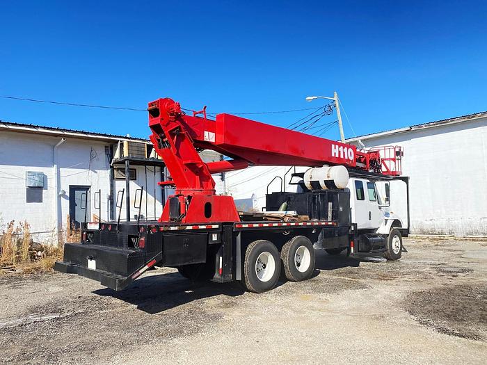 Used Elliott H110 Sign Crane on 2003 International 7400 Extended Cab Flatbed 6x4 Truck - M74468