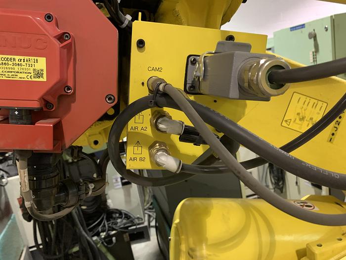 Used FANUC R2000iC/125L 6 AXIS CNC ROBOT WITH R30iB CONTROLLER, IR VISION, 125KG X 3,100 MM H REACH