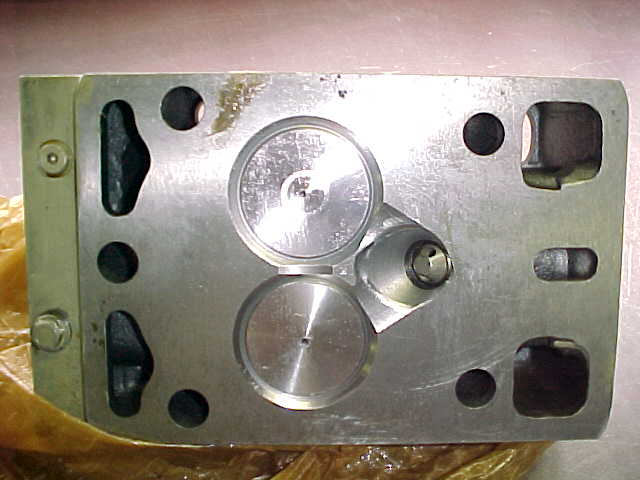 Used CYLINDER HEADS MWM RHS 518