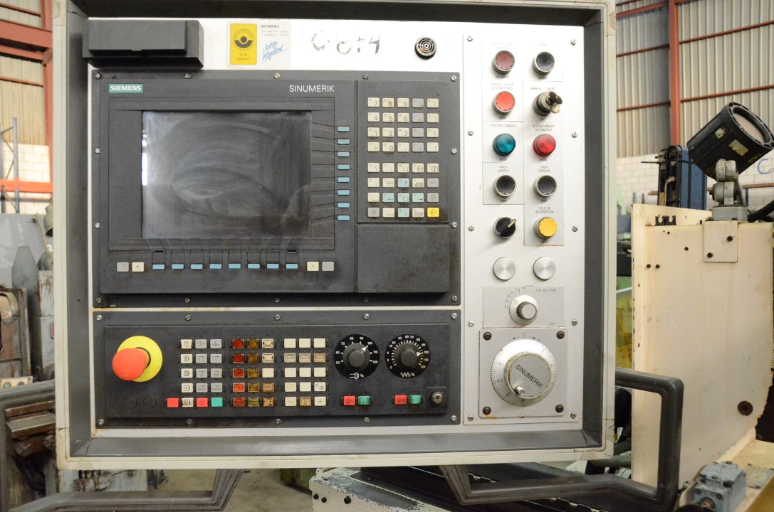 Usado 1998 LIDKÖPING CL 520 - CNC Rectificadoras sin centros #4402