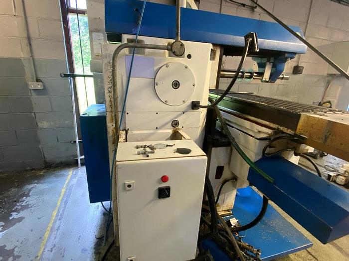 Used 2010 TOS Olomouc FGU32 Horizontal Milling Machine
