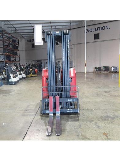 Used SOLD – 2015 Raymond 425-C35TT | Electric Dockstocker Reach Truck | Vaughan Deployment Completed