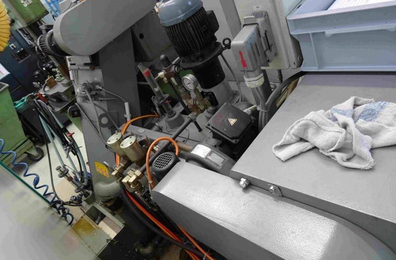 Usado DECKEL MAHO DMC 65V CNC Centros de Mecanizados #4473